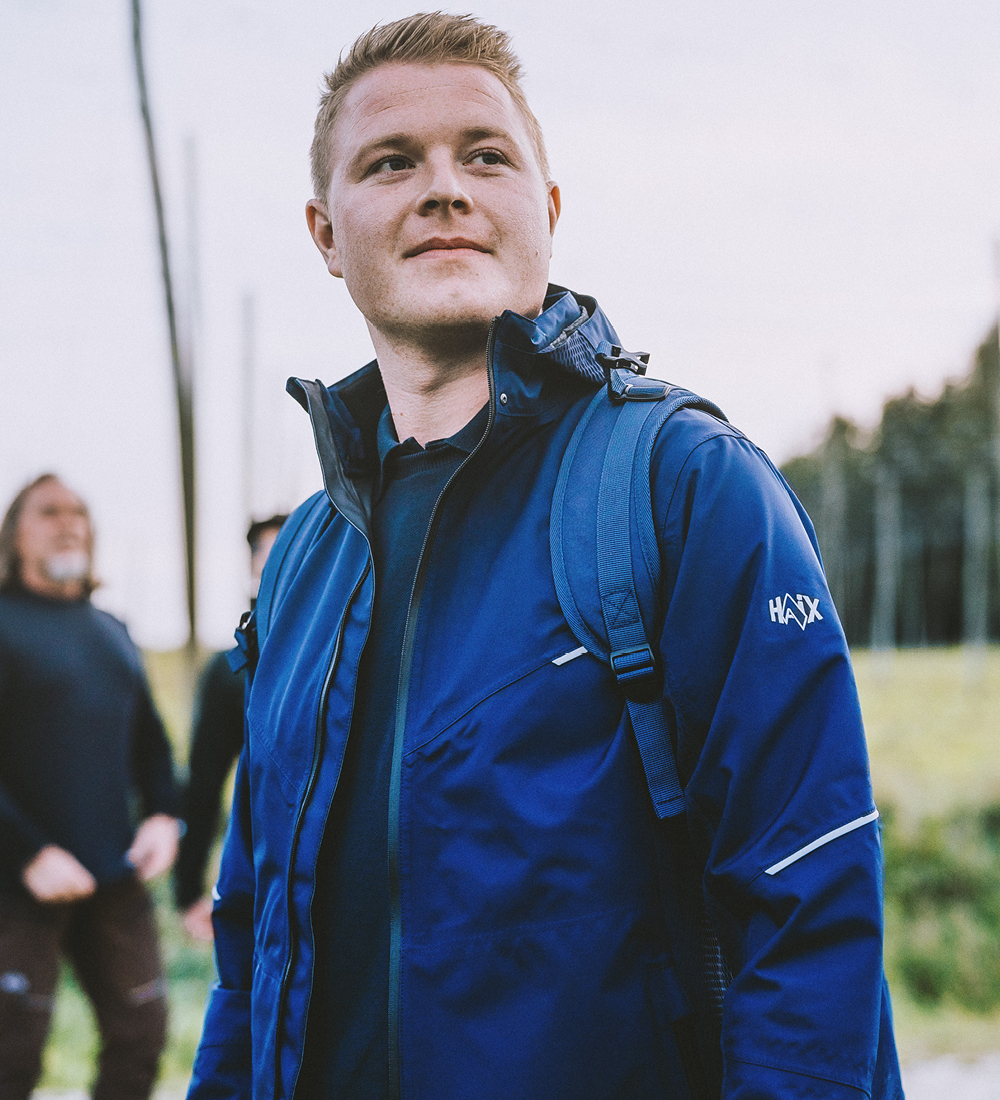 1000x1100px_951060_weatherproof-jacket-gtx-navy-201910