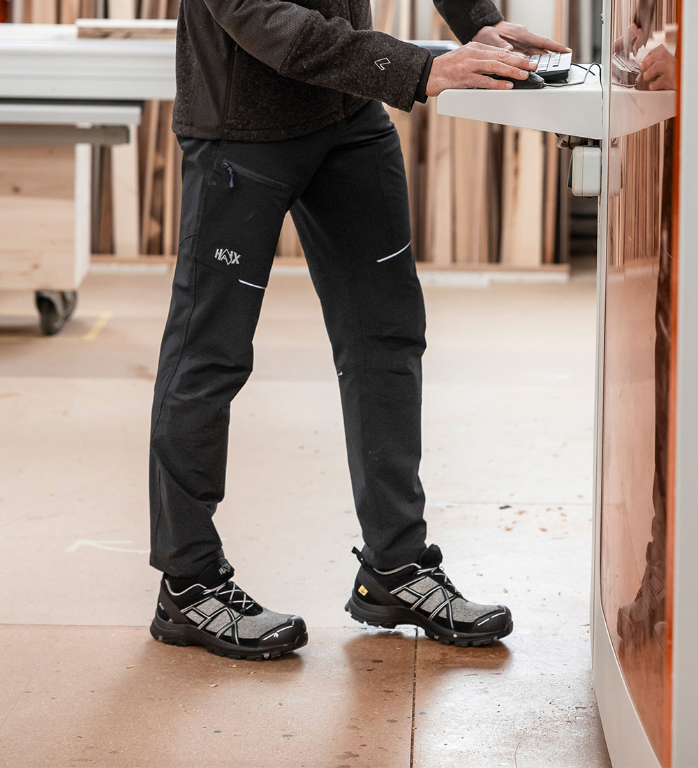 1000x1100px_953017_pants-black