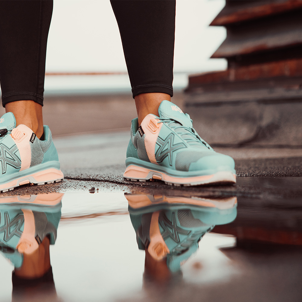 360010_con_go_gtx_ws_low_mint-coral_act01_web 360010_con_go_gtx_ws_low_mint-coral_act01_web01910